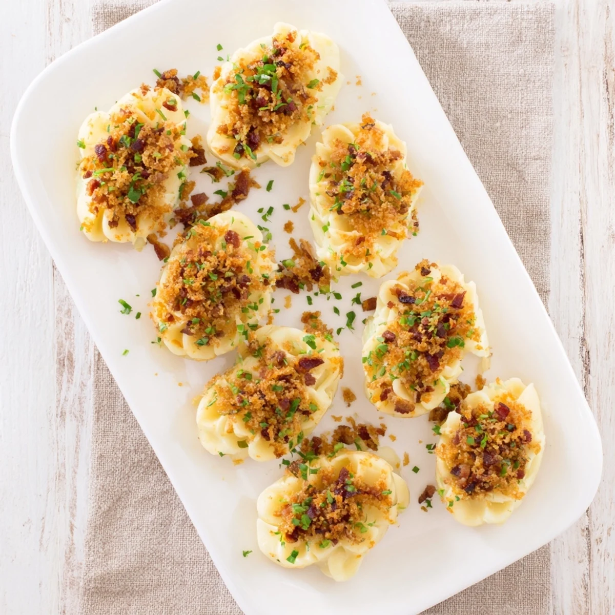 Imagine warm, creamy Sheet Pan Mac and Cheese, with crispy bacon bits, ready to serve and enjoy.